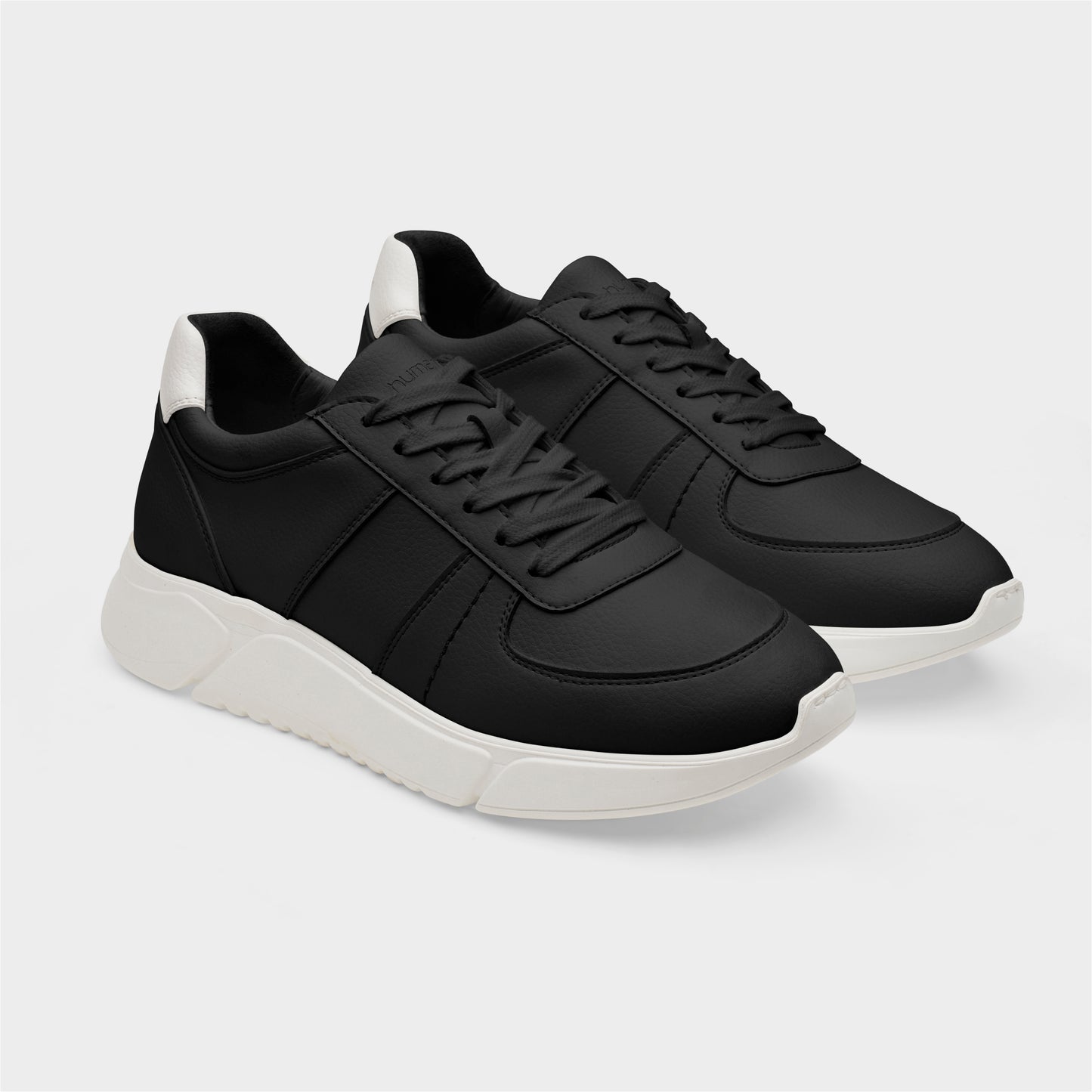 Challenge V3 Sustainable Sneaker - Black