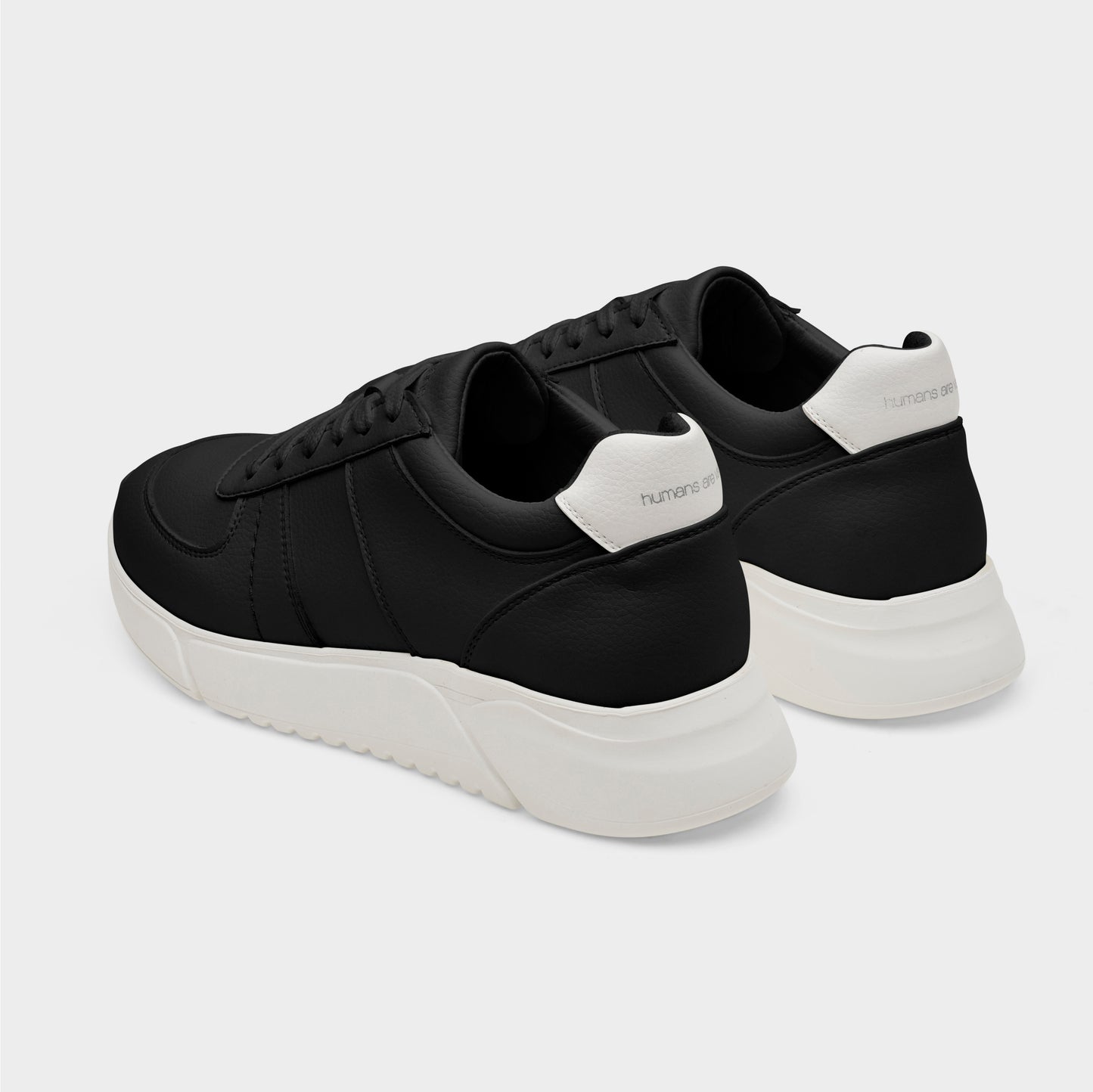 Challenge V3 Sustainable Sneaker - Black