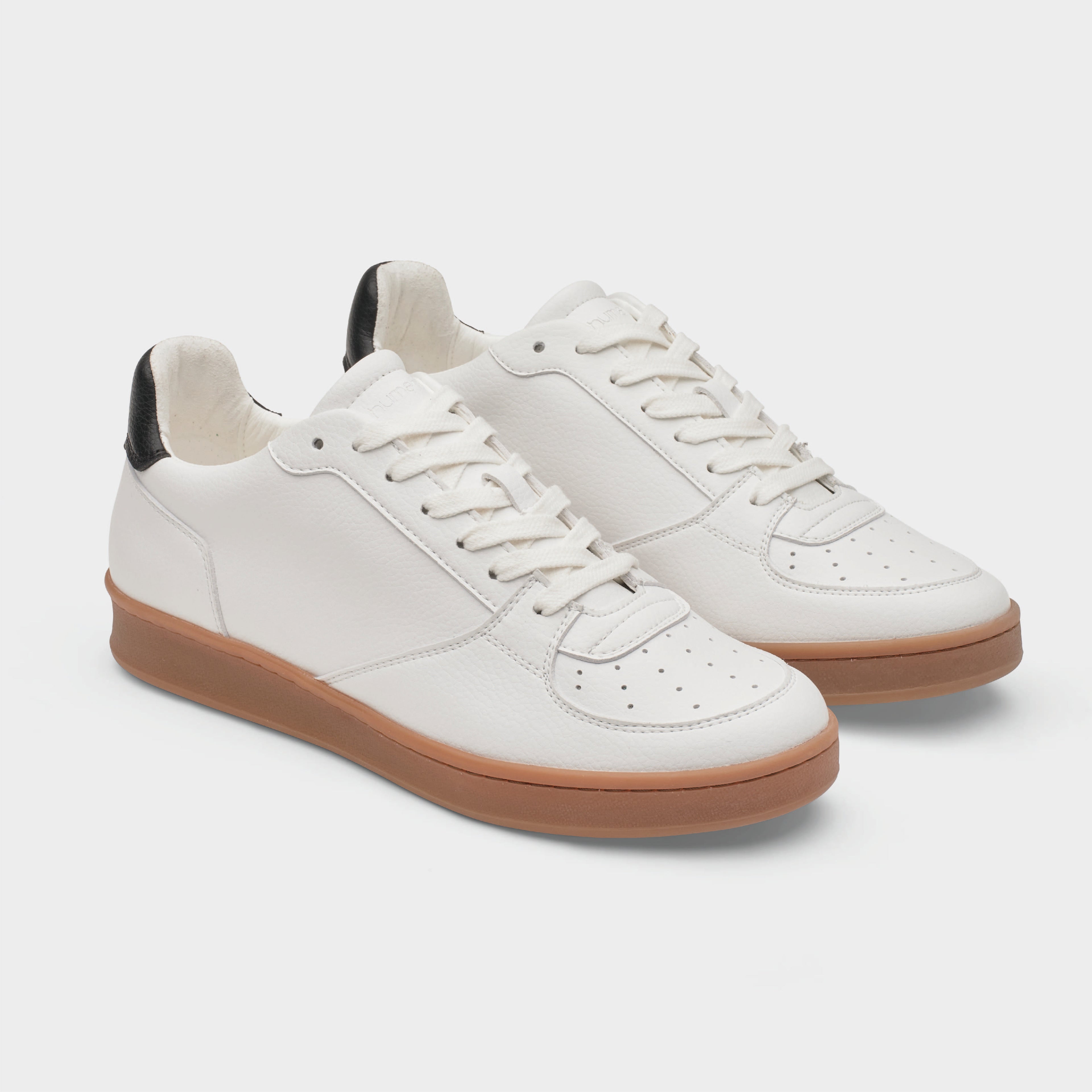 Eden V3 Sustainable Sneaker White/Black/Gum Front